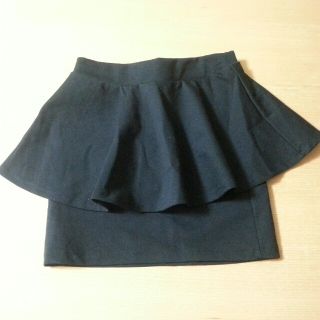 ザラ(ZARA)のZARAぺプラムタイトスカート(ミニスカート)