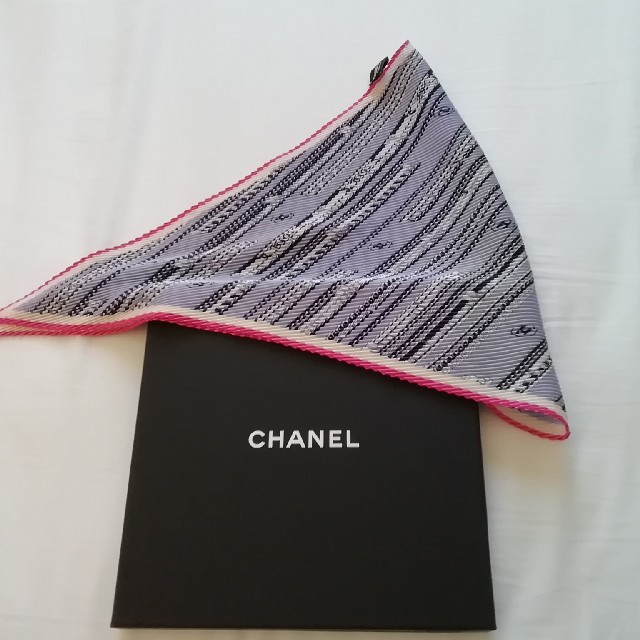 CHANEL - シャネル 非売品 スカーフの通販 by アキカナサイ's shop｜シャネルならラクマ