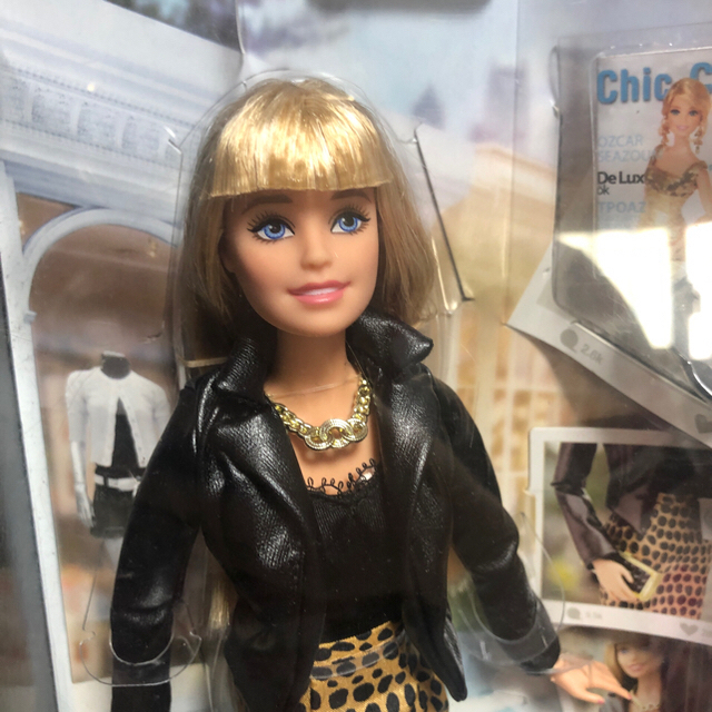 The Barbie LOOK  バービー人形
