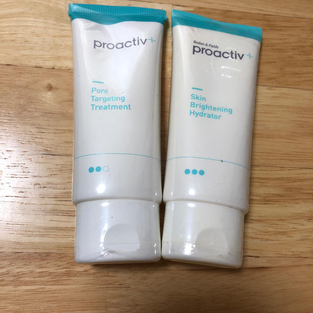 proactiv(プロアクティブ)の値下げ！プロアクティブプラス コスメ/美容のスキンケア/基礎化粧品(美容液)の商品写真