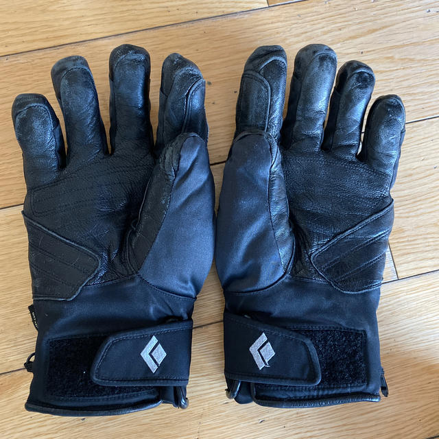 Black Diamond(ブラックダイヤモンド)のゆっき様専用　ブラックダイヤモンド　GORETEX スキーグローブ　Mサイズ スポーツ/アウトドアのスキー(ウエア)の商品写真