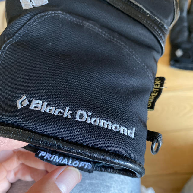 Black Diamond(ブラックダイヤモンド)のゆっき様専用　ブラックダイヤモンド　GORETEX スキーグローブ　Mサイズ スポーツ/アウトドアのスキー(ウエア)の商品写真