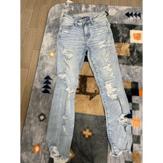 アメリカンイーグル(American Eagle)のダメージスキニーデニム(スキニーパンツ)