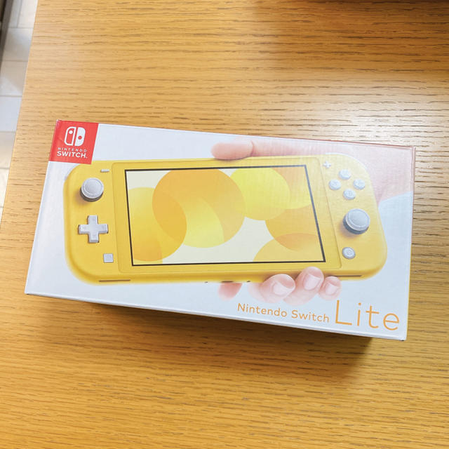 超美品！Nintendo Switch  lite イエロー 本体