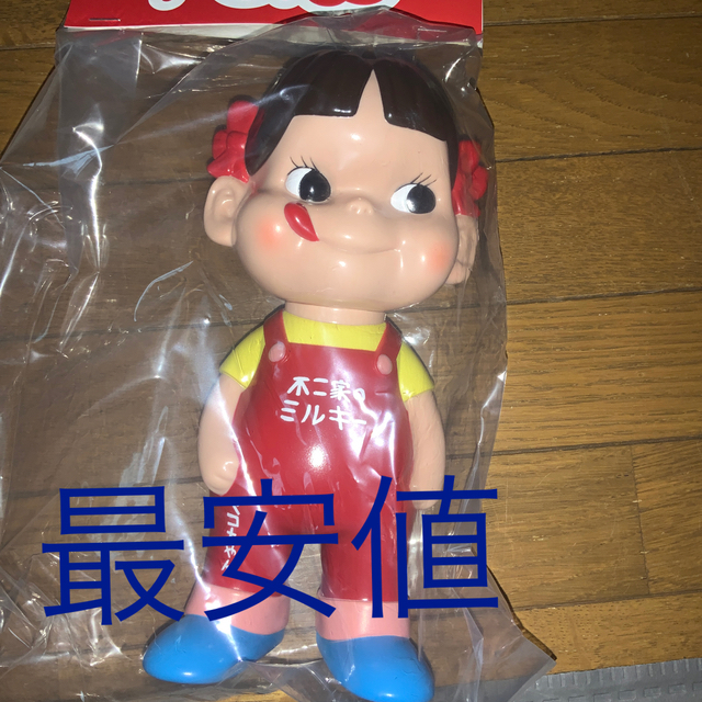 不二家ソフビコレクション ペコちゃん 赤オーバーオール 不二家ソフビコレクション ペコちゃん 赤オーバーオール