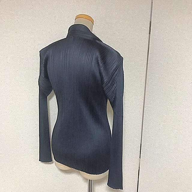 PLEATS PLEASE ISSEY MIYAKE - イッセイミヤケ プリーツ 上着 ブラウスの通販 by namy894's shop