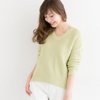 アーバンリサーチロッソ Vネックニット ニット/セーター(レディース)の アーバンリサーチロッソ Vネックニット ニット/セーター(レディース)の