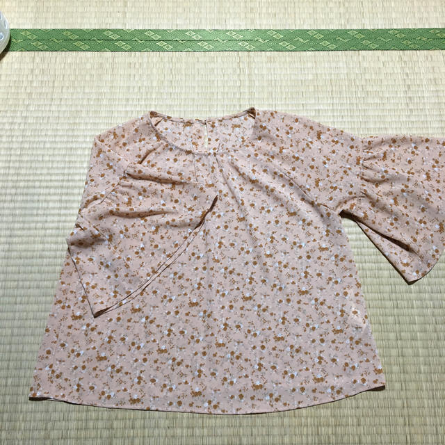 SM2(サマンサモスモス)の花柄ブラウス レディースのトップス(シャツ/ブラウス(長袖/七分))の商品写真