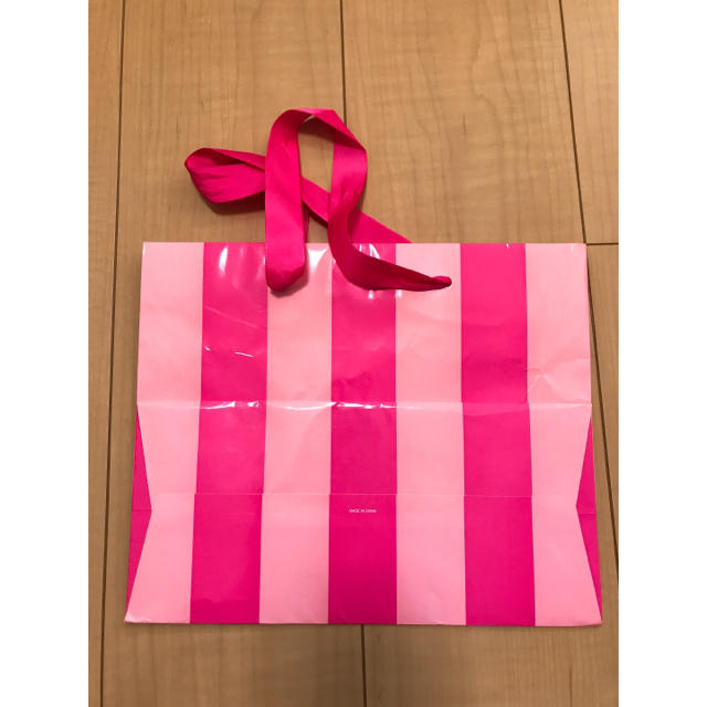 Victoria's Secret(ヴィクトリアズシークレット)のVictoria's Secret ショッパー レディースのバッグ(ショップ袋)の商品写真