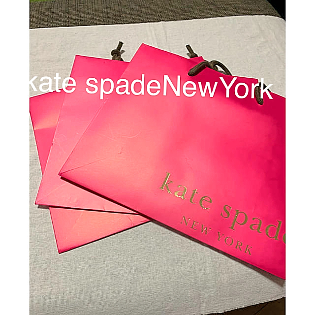 kate spade new york(ケイトスペードニューヨーク)のkate spadeNewYorkの紙袋3枚 レディースのバッグ(ショップ袋)の商品写真