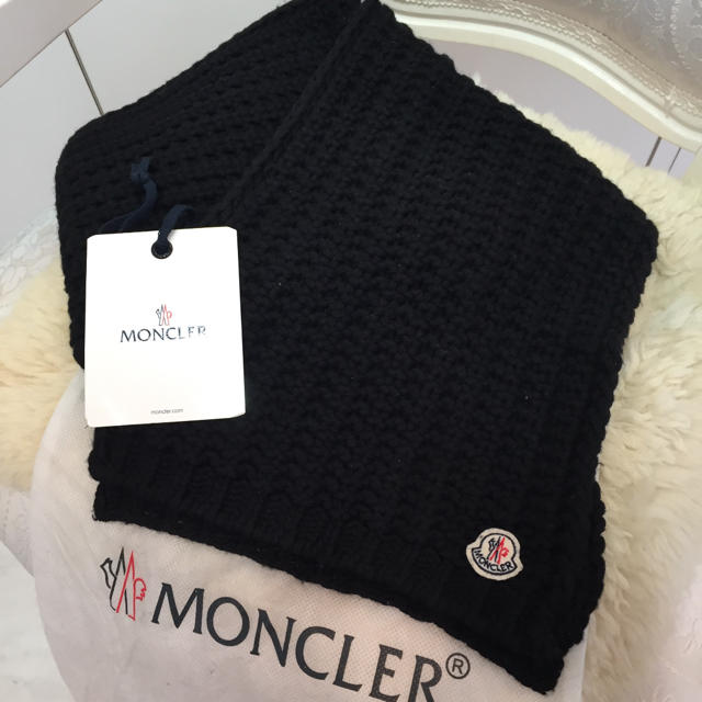 MONCLER(モンクレール)のモンクレール マフラー ウール カシミヤ混 ブラック レディースのファッション小物(マフラー/ショール)の商品写真