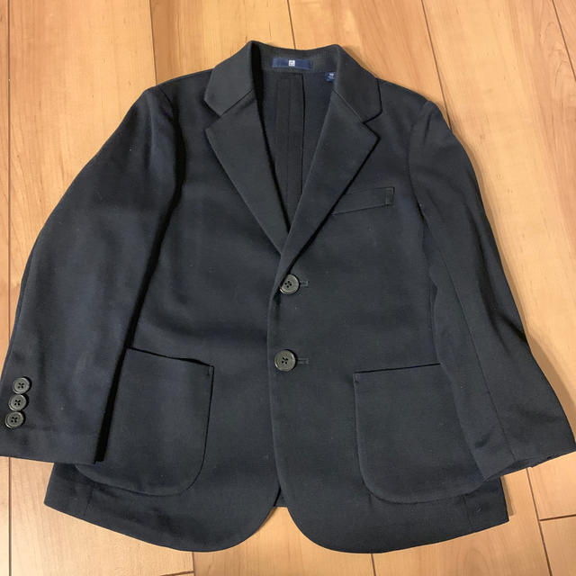 UNIQLO(ユニクロ)の美品  ジャケット セット  フォーマル キッズ/ベビー/マタニティのキッズ服男の子用(90cm~)(ドレス/フォーマル)の商品写真