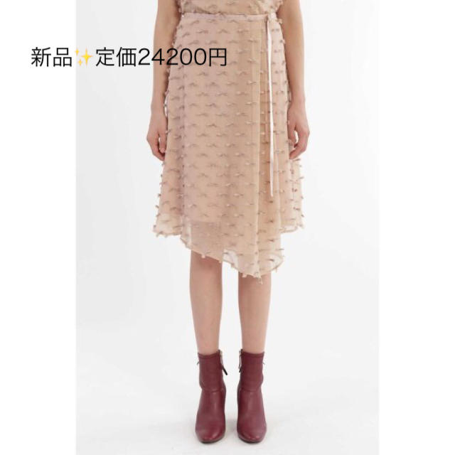 ジルスチュアート新品　定価24200円　ジルスチュアート　スカート  ピンク　サイズ4 お値下げ