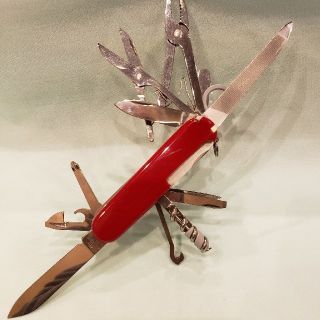 ビクトリノックス(VICTORINOX)のVICTORINOX  スイス チャンプ(登山用品)