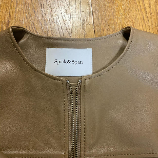 Spick & Span(スピックアンドスパン)の美品☆Spick & Span ラムレザーカラーレスジャケット レディースのジャケット/アウター(ブルゾン)の商品写真