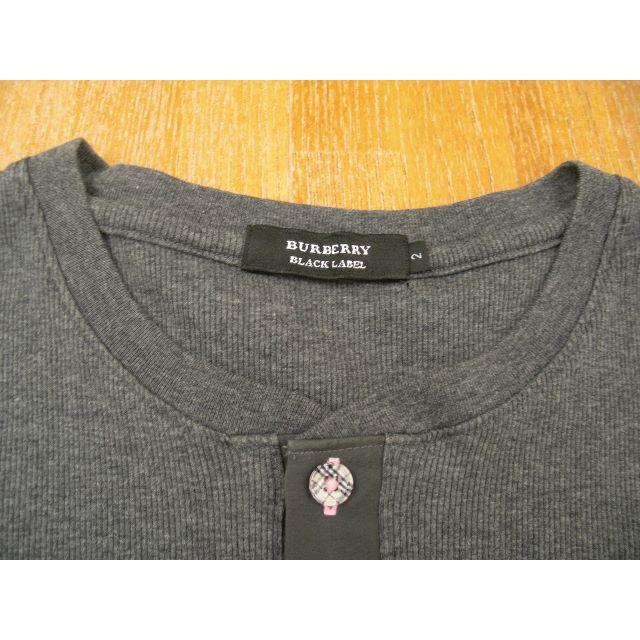 BURBERRY BLACK LABEL(バーバリーブラックレーベル)の中古美品　ブラックレーベル　半袖カットソー　グレー　２ メンズのトップス(Tシャツ/カットソー(半袖/袖なし))の商品写真