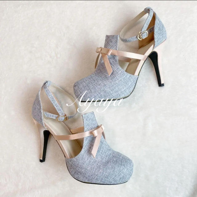 MIIA(ミーア)の新品　MIIA ミーア バイカラーリボンパンプス レディースの靴/シューズ(ハイヒール/パンプス)の商品写真