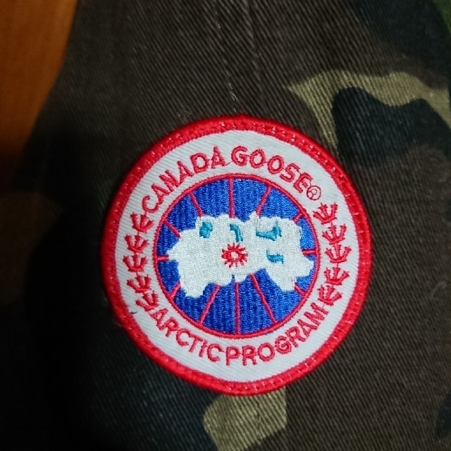 CANADA GOOSE(カナダグース)のカナダグース ウィンダムパーカー迷彩 メンズのジャケット/アウター(ダウンジャケット)の商品写真