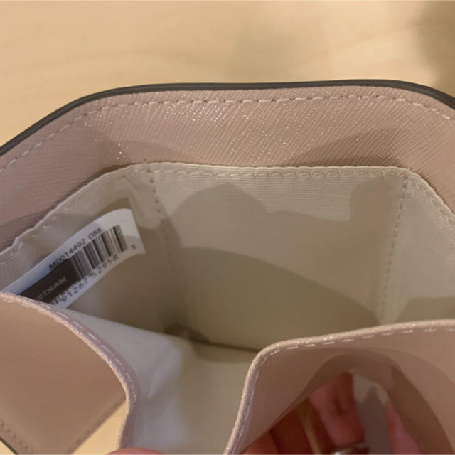 MARC JACOBS(マークジェイコブス)のマークジェイコブス  財布　ミニウォレット　三つ折り　未使用　スナップショット レディースのファッション小物(財布)の商品写真