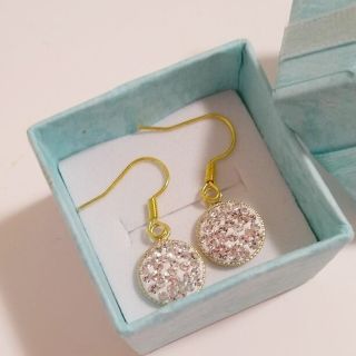 キラキラピアス(ピアス)