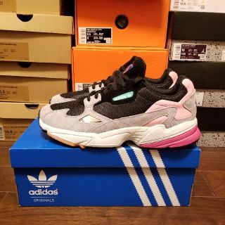 アディダス(adidas)の希少サイズ 28 新品 未使用 adidas FALCON ファルコン  (スニーカー)