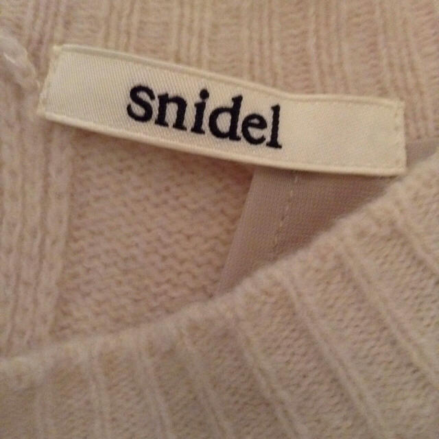 SNIDEL(スナイデル)の20日までそうちゃん様専用 レディースのトップス(ニット/セーター)の商品写真