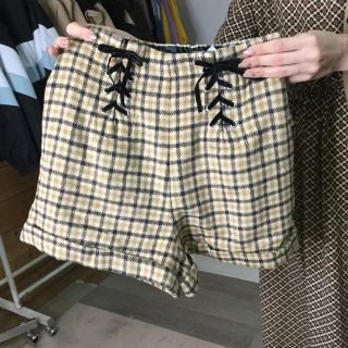 kids レースアップチェック柄ショーパン ベージュ 140(パンツ/スパッツ)