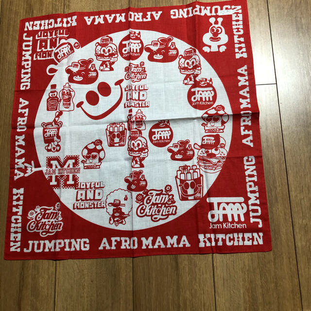 JAM(ジャム)の新品タグ付き　jam バンダナ　size42×47 キッズ/ベビー/マタニティのこども用ファッション小物(その他)の商品写真