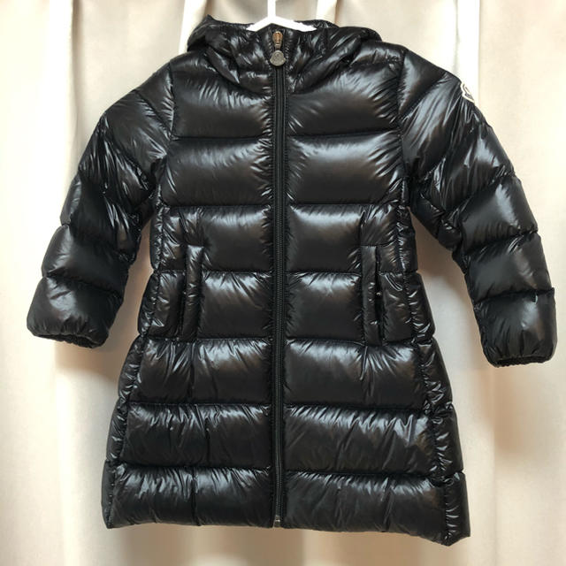 MONCLER(モンクレール)のモンクレール　ダウンジャケット　2A キッズ/ベビー/マタニティのキッズ服女の子用(90cm~)(ジャケット/上着)の商品写真