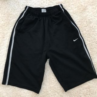 ナイキ(NIKE)のナイキ　DRI-FIT スポーツパンツ　期間限定値下げ！(ハーフパンツ)