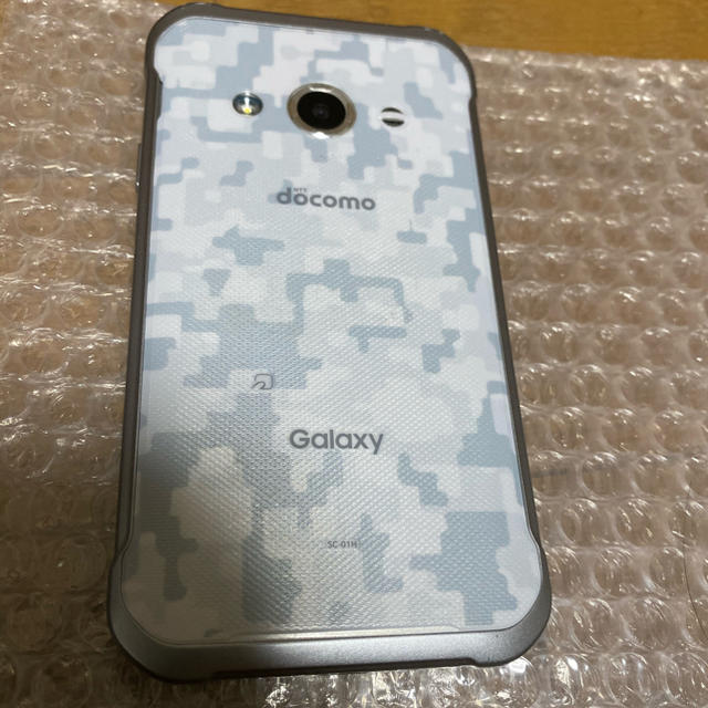 Galaxy(ギャラクシー)のGalaxy Active Neo SC01H SIMフリー 美品 スマホ/家電/カメラのスマートフォン/携帯電話(スマートフォン本体)の商品写真