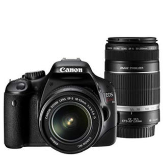 キヤノン(Canon)のCanon デジタル一眼レフカメラ EOS Kiss X4 ダブルズームキット (デジタル一眼)