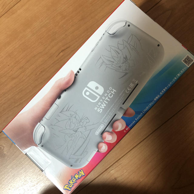 Nintendo Switch Lite ザシアン・ザマゼンタ