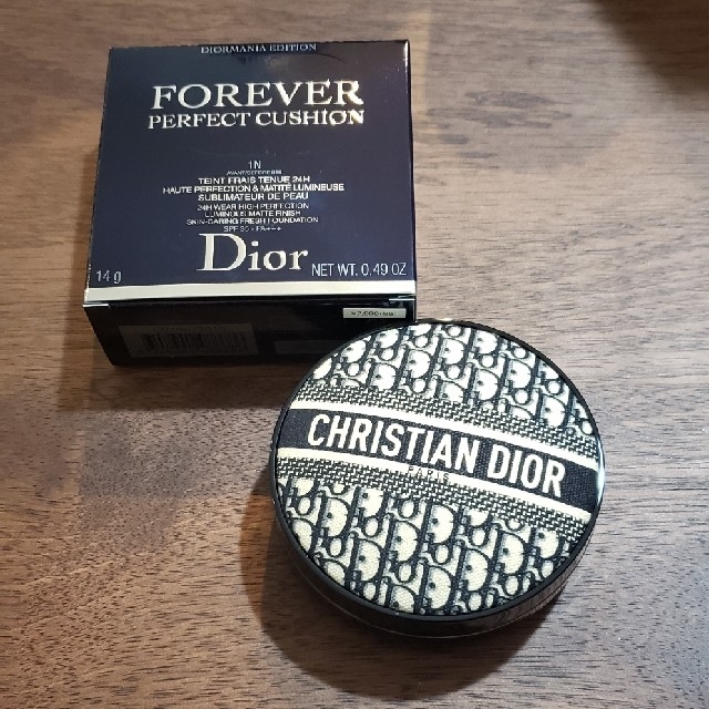 Dior(ディオール)のDIOR☆フォーエヴァー クッションファンデーションディオールマニア コスメ/美容のベースメイク/化粧品(ファンデーション)の商品写真