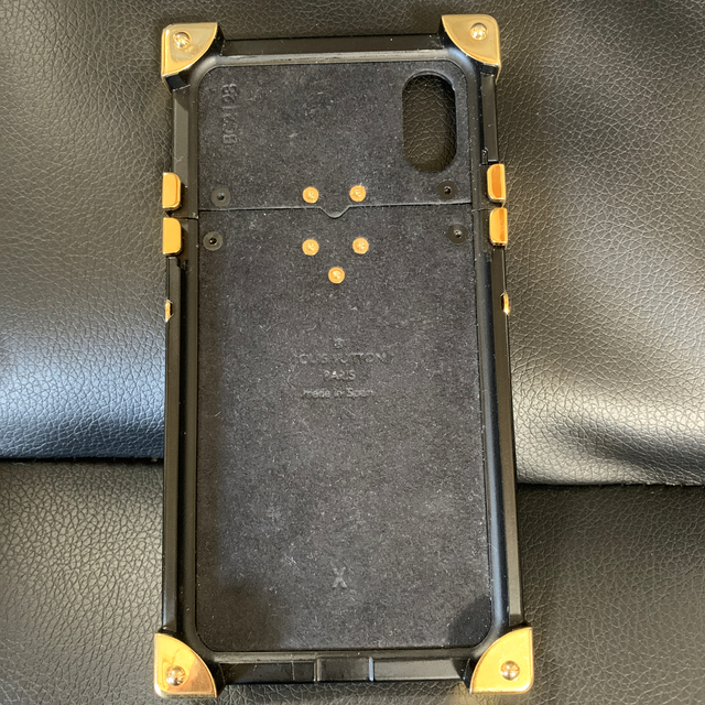 LOUIS VUITTON(ルイヴィトン)のアイトランクiPhonex 最終値下げ　今週末で質屋に持って行くので削除致します スマホ/家電/カメラのスマホアクセサリー(iPhoneケース)の商品写真