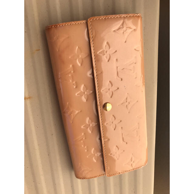 ルイヴィトン ヴェルニ 長財布 ピンク - 財布