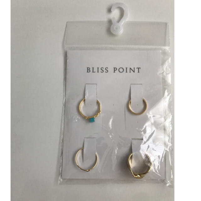 BLISS POINT(ブリスポイント)の 新品【 ブリスポイント 】4連 ゴールド リング 指輪 セット レディースのアクセサリー(リング(指輪))の商品写真