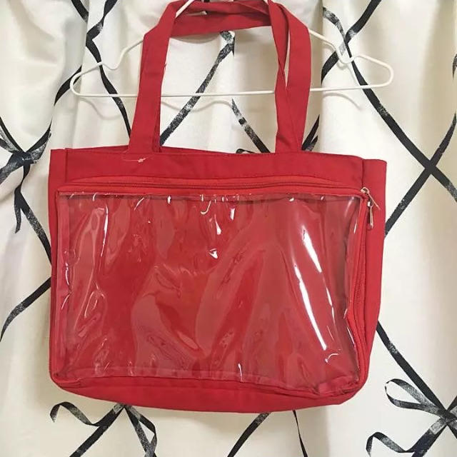 新品　イタバ　痛バッグ　赤 レディースのバッグ(トートバッグ)の商品写真