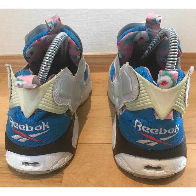 Reebok(リーボック)の大人気シリーズ(No.9) 25cm リーボックポンプフューリーV62596 レディースの靴/シューズ(スニーカー)の商品写真