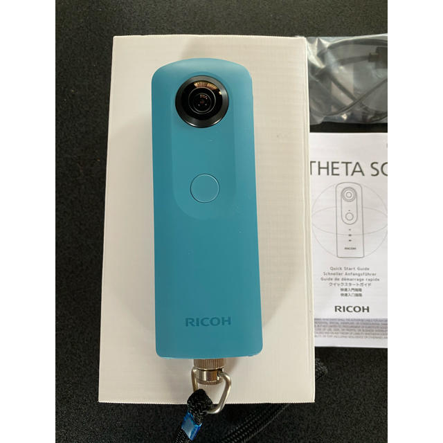 RICOH(リコー)のRICOH THETA SC スマホ/家電/カメラのカメラ(コンパクトデジタルカメラ)の商品写真