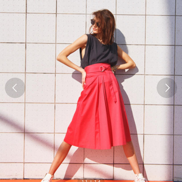 ABAHOUSE(アバハウス)の新品タグ付♡ ABAHOUSEタックフレアスカート♡ レディースのスカート(ひざ丈スカート)の商品写真