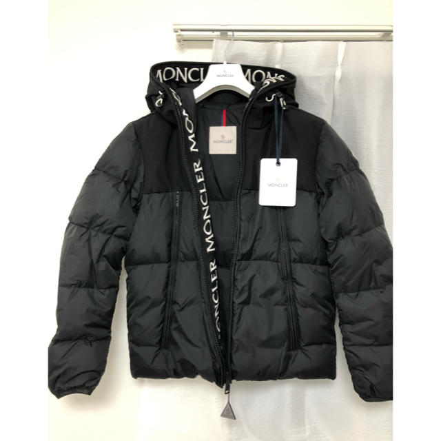 2022最新のスタイル MONCLER MONCLER モンクレール 2 - ダウン