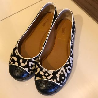 値下げ⭐︎FENDI フラットシューズ　バレエシューズ