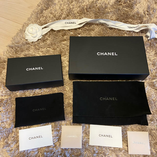 CHANEL(シャネル)のCHANEL 空き箱　二つセット レディースのバッグ(ショップ袋)の商品写真