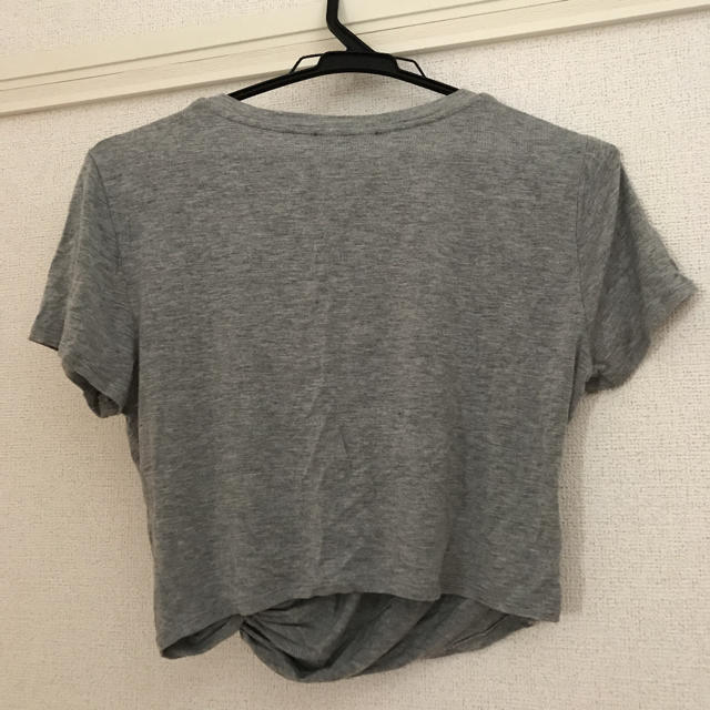 FOREVER 21(フォーエバートゥエンティーワン)の最終お値下げ　Tシャツ レディースのトップス(Tシャツ(半袖/袖なし))の商品写真