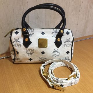 エムシーエム(MCM)のMCM ミニハンドボストン　2way 白系　ショルダー　ポーチ(ボディバッグ/ウエストポーチ)