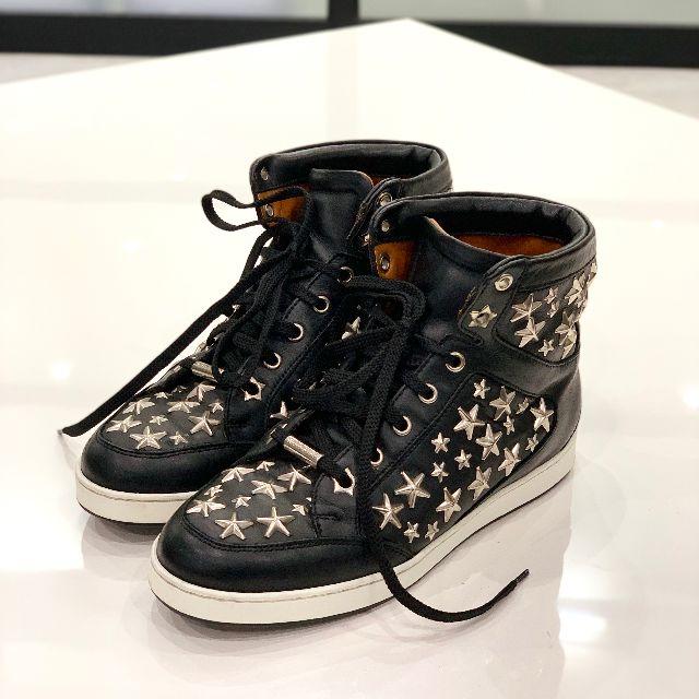 JIMMY CHOO(ジミーチュウ)の1234 美品 ジミーチュウ スタースタッズ ハイカット スニーカー 黒 レディースの靴/シューズ(スニーカー)の商品写真