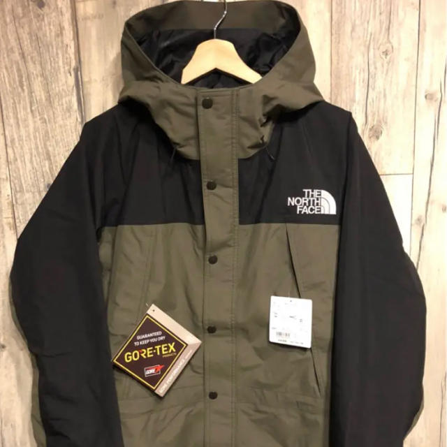 THE NORTH FACE マウンテンライトジャケット