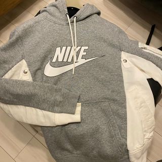 サカイ(sacai)の入手困難　sacai NIKE  コラボ　フーディー　パーカー(パーカー)