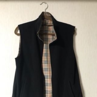 バーバリー(BURBERRY)のBurberry ベスト(ベスト)